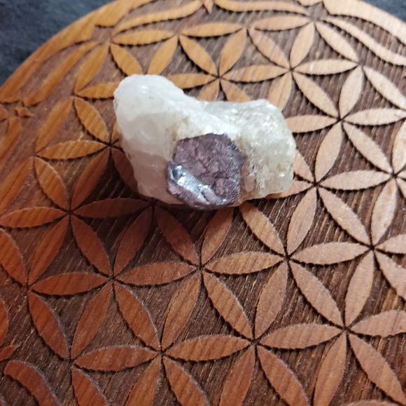Molybendite raw gemstone - Picture 7 of 7